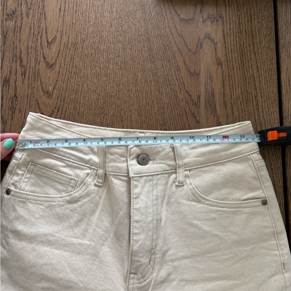 Easy Clothes Women's Cream Straight Leg Jeans - Picture 6 of 9